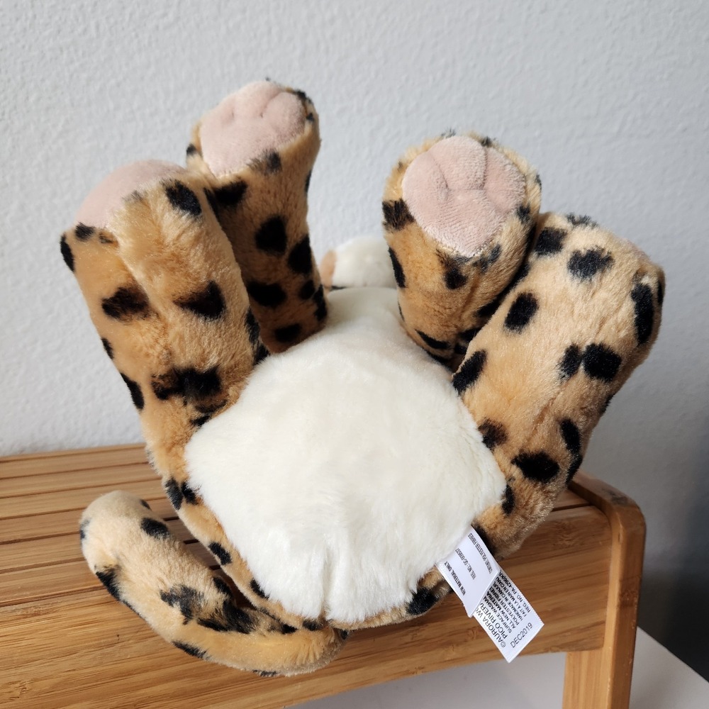 2019 Aurora‎ Destination Nation Sitting Leopard Plush Stuffed Animal 10 in Tall - Picture 9 of 12